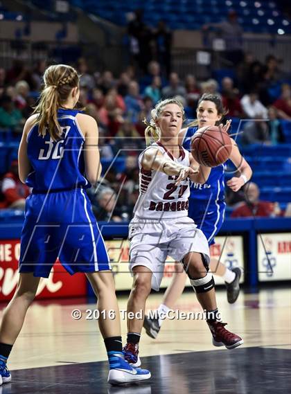 Thumbnail 3 in Beebe vs Greenbrier (AAA 5A 1st Round) photogallery.