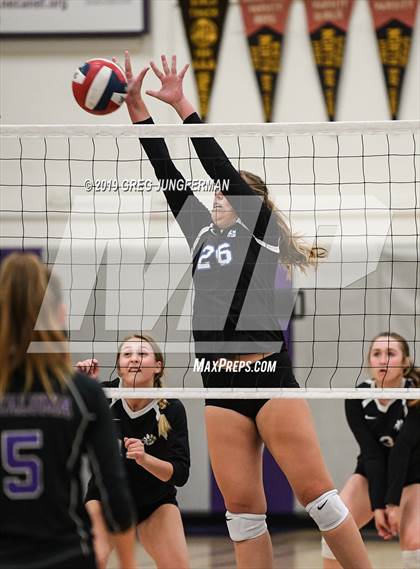 Thumbnail 3 in Petaluma vs. Analy ( CIF NCS D3 Playoff ) photogallery.