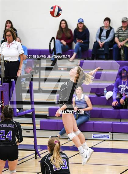 Thumbnail 2 in Petaluma vs. Analy ( CIF NCS D3 Playoff ) photogallery.