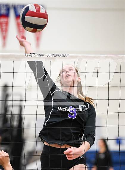 Thumbnail 2 in Petaluma vs. Analy ( CIF NCS D3 Playoff ) photogallery.
