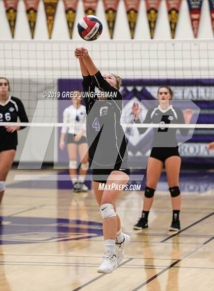Thumbnail 2 in Petaluma vs. Analy ( CIF NCS D3 Playoff ) photogallery.