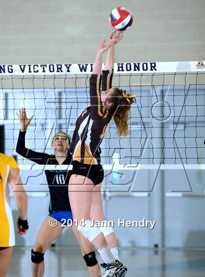 Thumbnail 3 in Branson vs. Parker (CIF State D5 Final) photogallery.