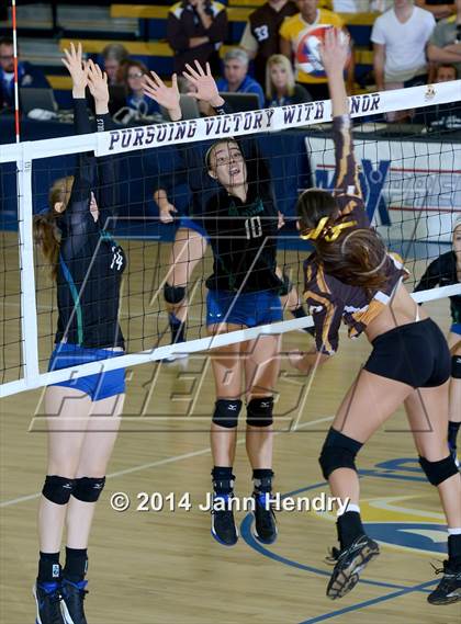 Thumbnail 3 in Branson vs. Parker (CIF State D5 Final) photogallery.