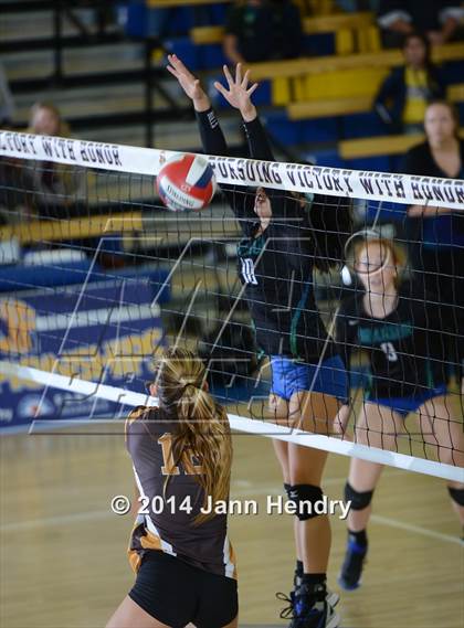 Thumbnail 3 in Branson vs. Parker (CIF State D5 Final) photogallery.