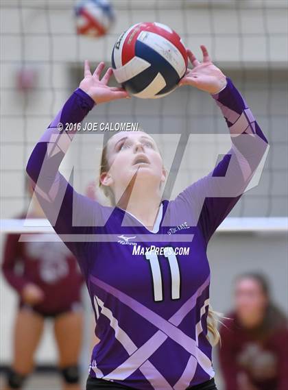 Thumbnail 1 in Johnson City vs Stockdale (Class 3A Second Round) photogallery.
