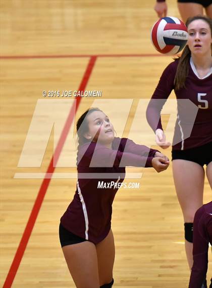 Thumbnail 1 in Johnson City vs Stockdale (Class 3A Second Round) photogallery.