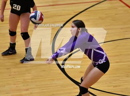 Thumbnail 2 in Johnson City vs Stockdale (Class 3A Second Round) photogallery.