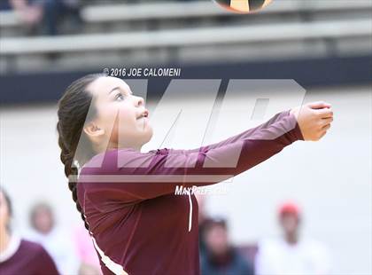 Thumbnail 1 in Johnson City vs Stockdale (Class 3A Second Round) photogallery.