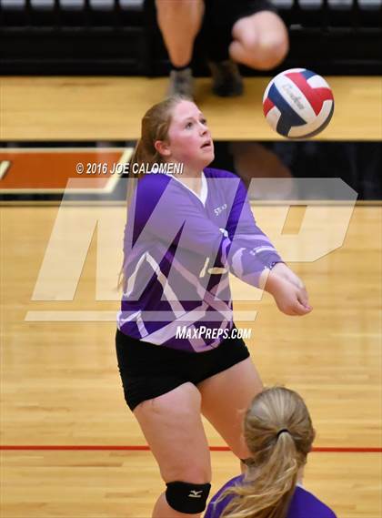 Thumbnail 3 in Johnson City vs Stockdale (Class 3A Second Round) photogallery.