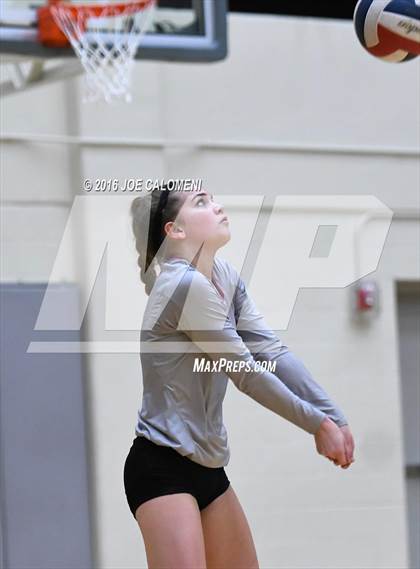 Thumbnail 3 in Johnson City vs Stockdale (Class 3A Second Round) photogallery.