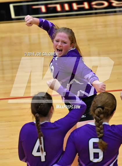 Thumbnail 3 in Johnson City vs Stockdale (Class 3A Second Round) photogallery.