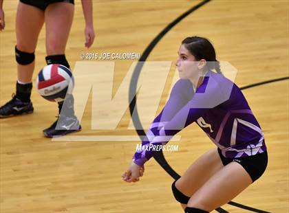 Thumbnail 1 in Johnson City vs Stockdale (Class 3A Second Round) photogallery.