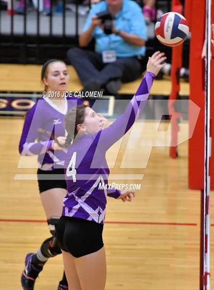 Thumbnail 3 in Johnson City vs Stockdale (Class 3A Second Round) photogallery.