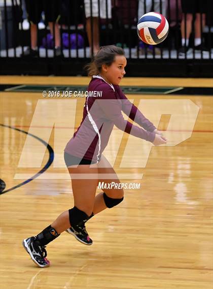 Thumbnail 2 in Johnson City vs Stockdale (Class 3A Second Round) photogallery.