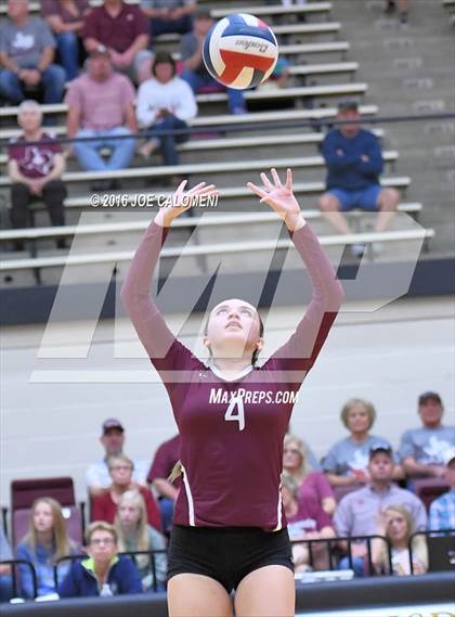 Thumbnail 2 in Johnson City vs Stockdale (Class 3A Second Round) photogallery.