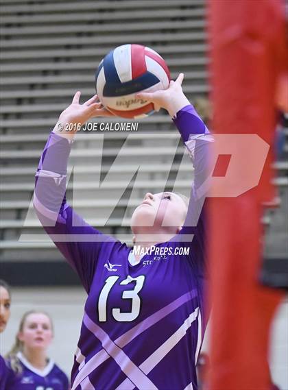 Thumbnail 2 in Johnson City vs Stockdale (Class 3A Second Round) photogallery.