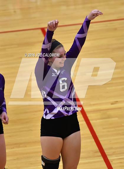 Thumbnail 3 in Johnson City vs Stockdale (Class 3A Second Round) photogallery.