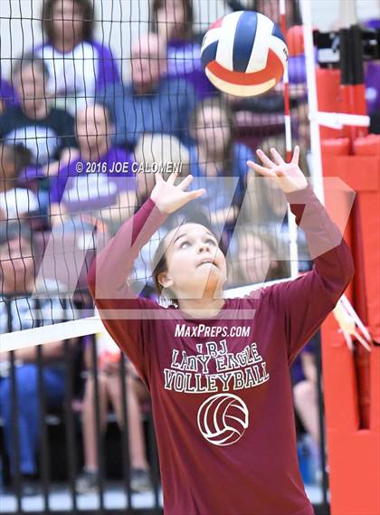 Thumbnail 1 in Johnson City vs Stockdale (Class 3A Second Round) photogallery.
