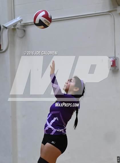 Thumbnail 1 in Johnson City vs Stockdale (Class 3A Second Round) photogallery.