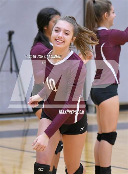 Thumbnail 3 in Johnson City vs Stockdale (Class 3A Second Round) photogallery.