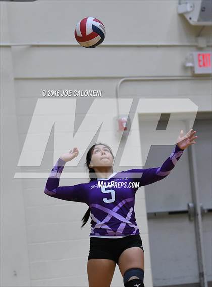 Thumbnail 1 in Johnson City vs Stockdale (Class 3A Second Round) photogallery.