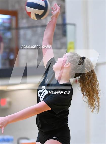 Thumbnail 1 in Johnson City vs Stockdale (Class 3A Second Round) photogallery.