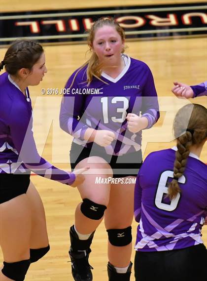 Thumbnail 2 in Johnson City vs Stockdale (Class 3A Second Round) photogallery.