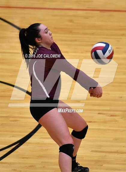 Thumbnail 2 in Johnson City vs Stockdale (Class 3A Second Round) photogallery.
