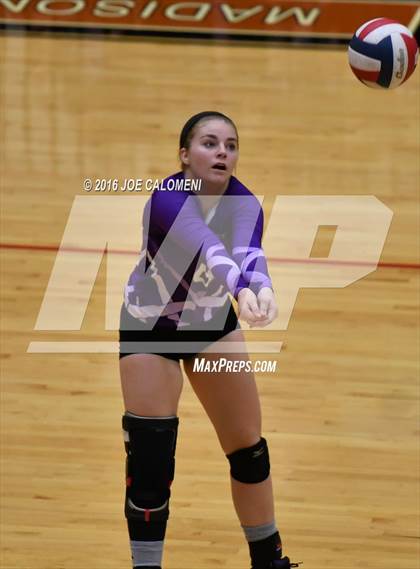 Thumbnail 3 in Johnson City vs Stockdale (Class 3A Second Round) photogallery.