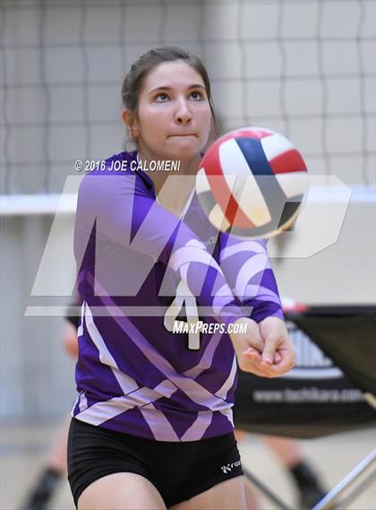 Thumbnail 3 in Johnson City vs Stockdale (Class 3A Second Round) photogallery.