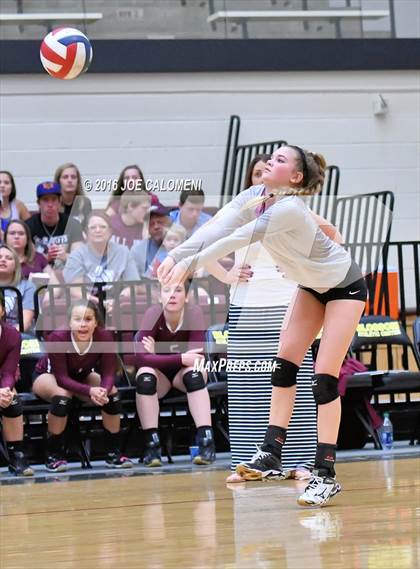Thumbnail 2 in Johnson City vs Stockdale (Class 3A Second Round) photogallery.