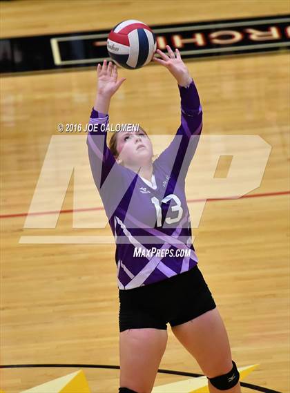 Thumbnail 3 in Johnson City vs Stockdale (Class 3A Second Round) photogallery.