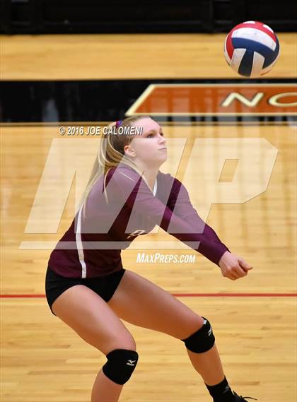 Thumbnail 3 in Johnson City vs Stockdale (Class 3A Second Round) photogallery.