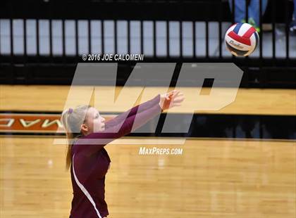 Thumbnail 3 in Johnson City vs Stockdale (Class 3A Second Round) photogallery.