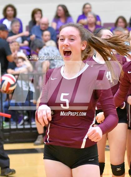 Thumbnail 3 in Johnson City vs Stockdale (Class 3A Second Round) photogallery.