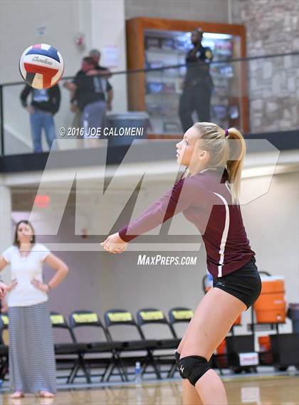 Thumbnail 3 in Johnson City vs Stockdale (Class 3A Second Round) photogallery.