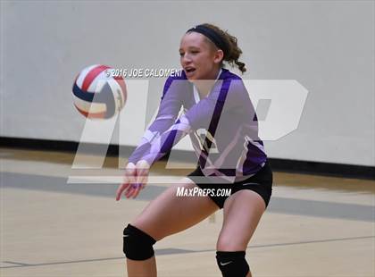 Thumbnail 1 in Johnson City vs Stockdale (Class 3A Second Round) photogallery.
