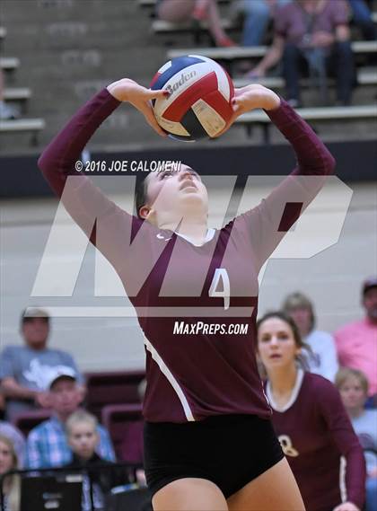 Thumbnail 1 in Johnson City vs Stockdale (Class 3A Second Round) photogallery.