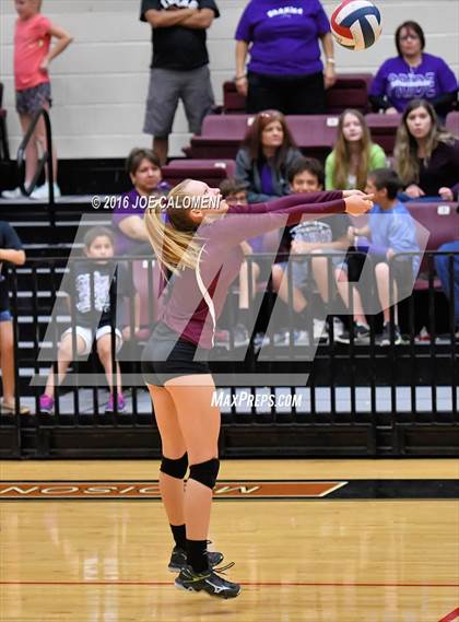 Thumbnail 3 in Johnson City vs Stockdale (Class 3A Second Round) photogallery.