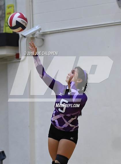 Thumbnail 2 in Johnson City vs Stockdale (Class 3A Second Round) photogallery.
