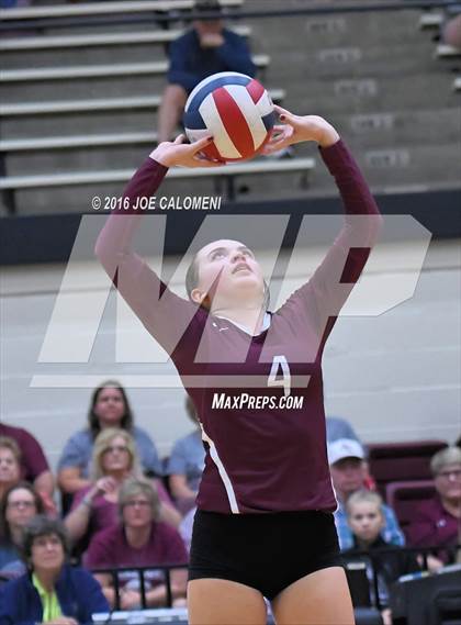 Thumbnail 3 in Johnson City vs Stockdale (Class 3A Second Round) photogallery.