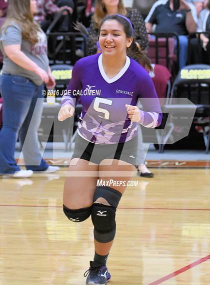 Thumbnail 3 in Johnson City vs Stockdale (Class 3A Second Round) photogallery.