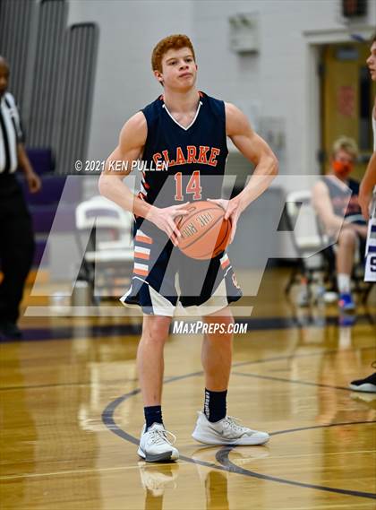 Thumbnail 1 in Clarke County vs. Strasburg photogallery.
