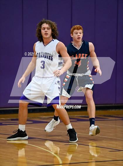 Thumbnail 1 in Clarke County vs. Strasburg photogallery.