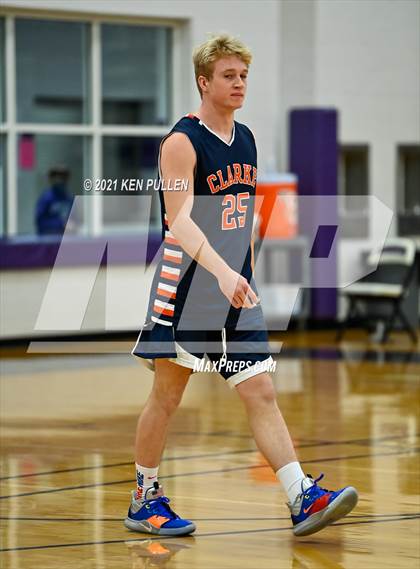Thumbnail 1 in Clarke County vs. Strasburg photogallery.