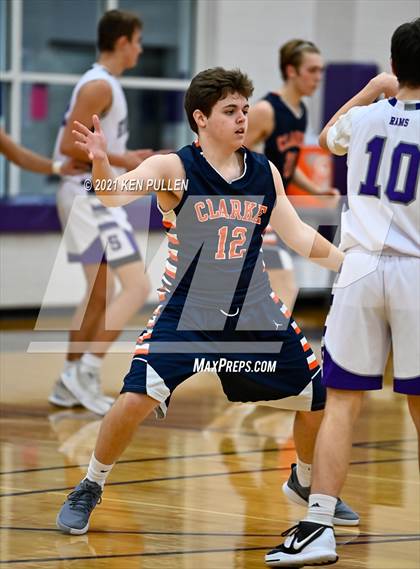 Thumbnail 3 in Clarke County vs. Strasburg photogallery.