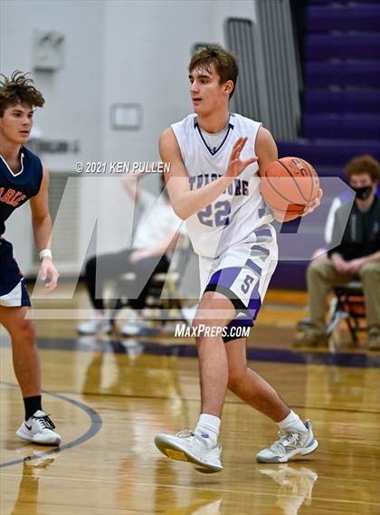 Thumbnail 3 in Clarke County vs. Strasburg photogallery.