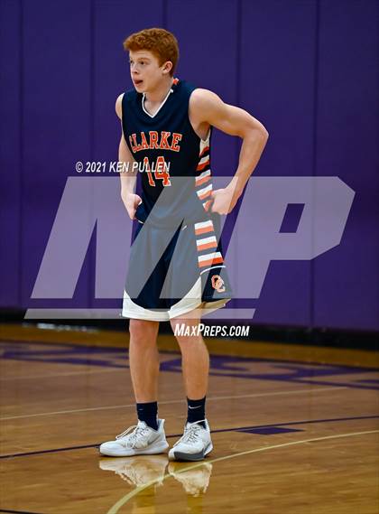 Thumbnail 3 in Clarke County vs. Strasburg photogallery.