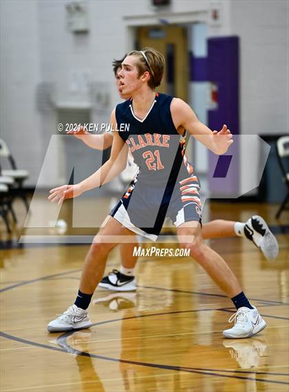 Thumbnail 1 in Clarke County vs. Strasburg photogallery.