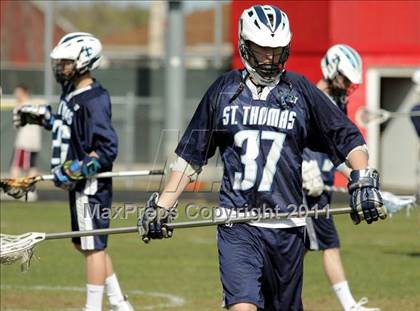 Thumbnail 3 in Aquinas @ Spaulding photogallery.